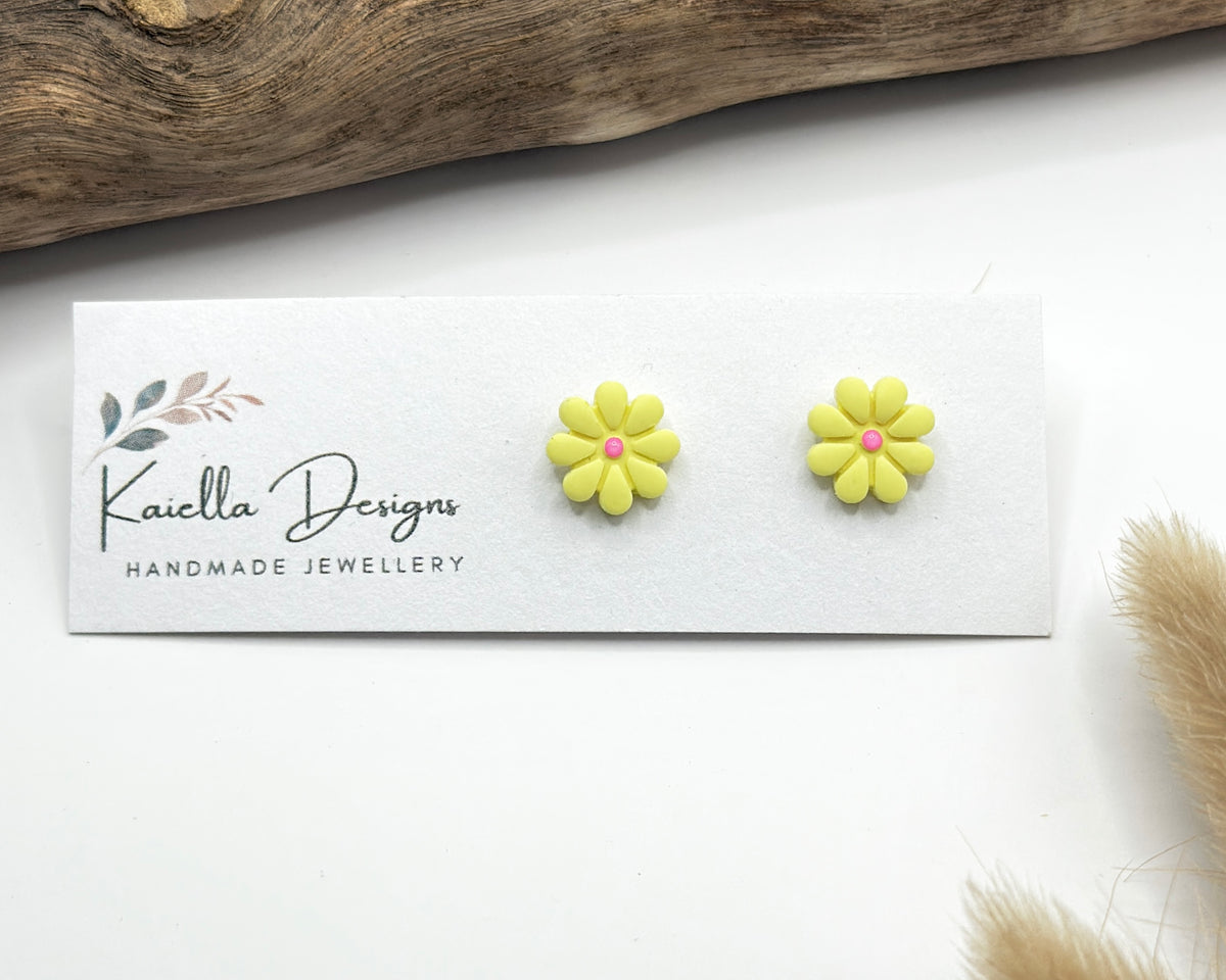 Mini Daisy Studs