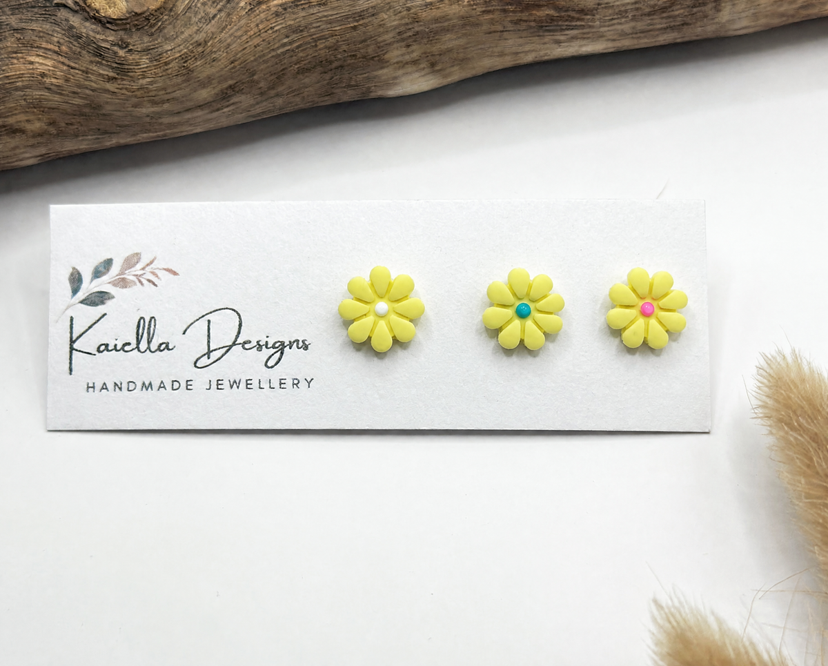 Mini Daisy Studs